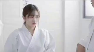 真正的伦人伦XXX在线播朋友老婆继续给我口